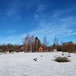 Vaeike Kuu Peamaja * Myza Kastre