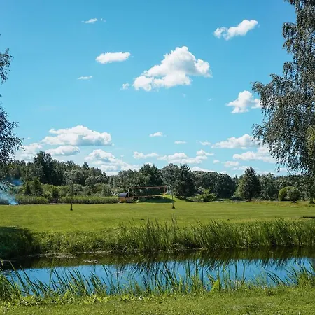 Puhkemaja Vaeike Kuu Peamaja Kastre