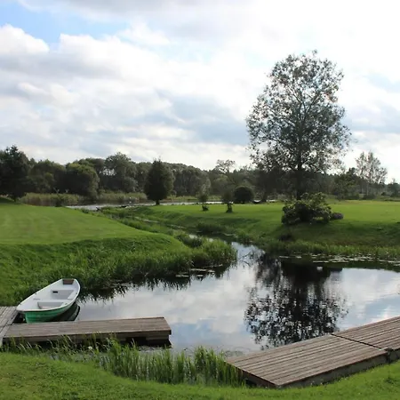 Vaeike Kuu Peamaja Kastre