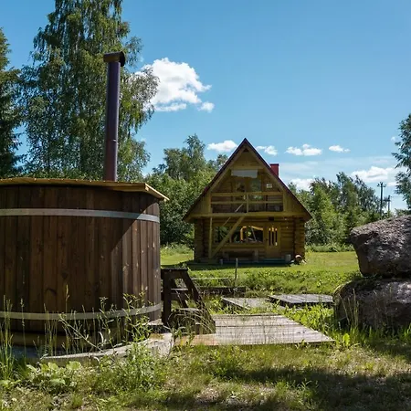 Puhkemaja Vaeike Kuu Peamaja