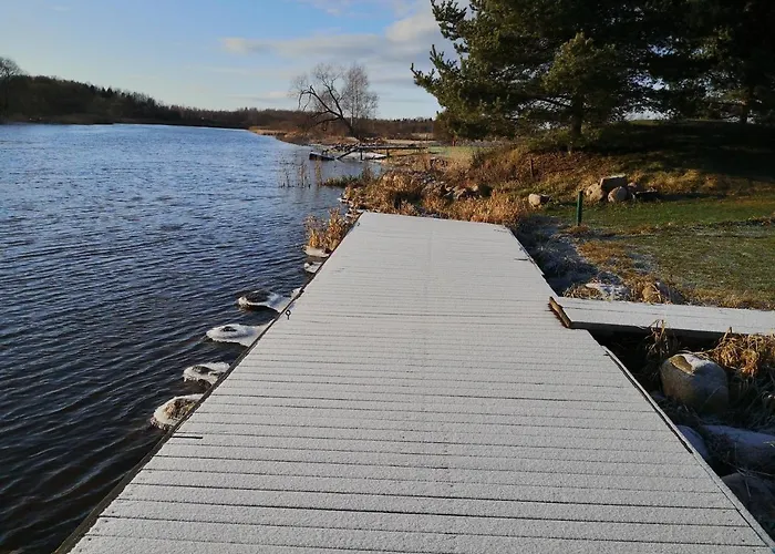 Vaeike Kuu Peamaja Myza Kastre